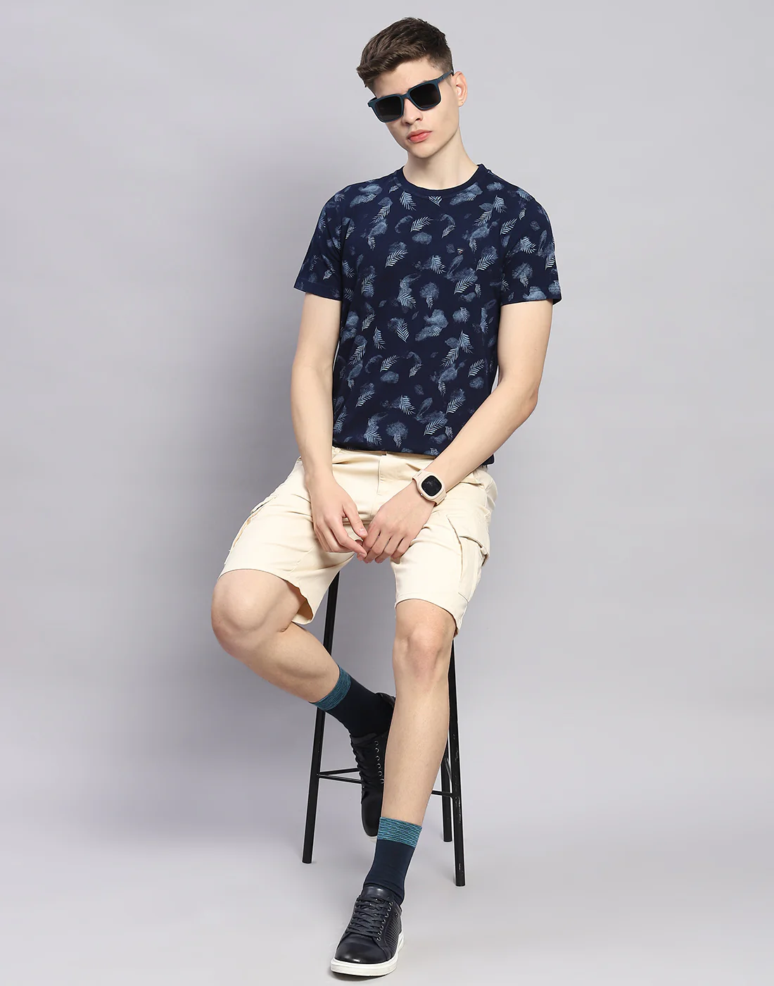 Men Navy Blue Printed Round Neck Half Sleeve T-Shirt - Image 2