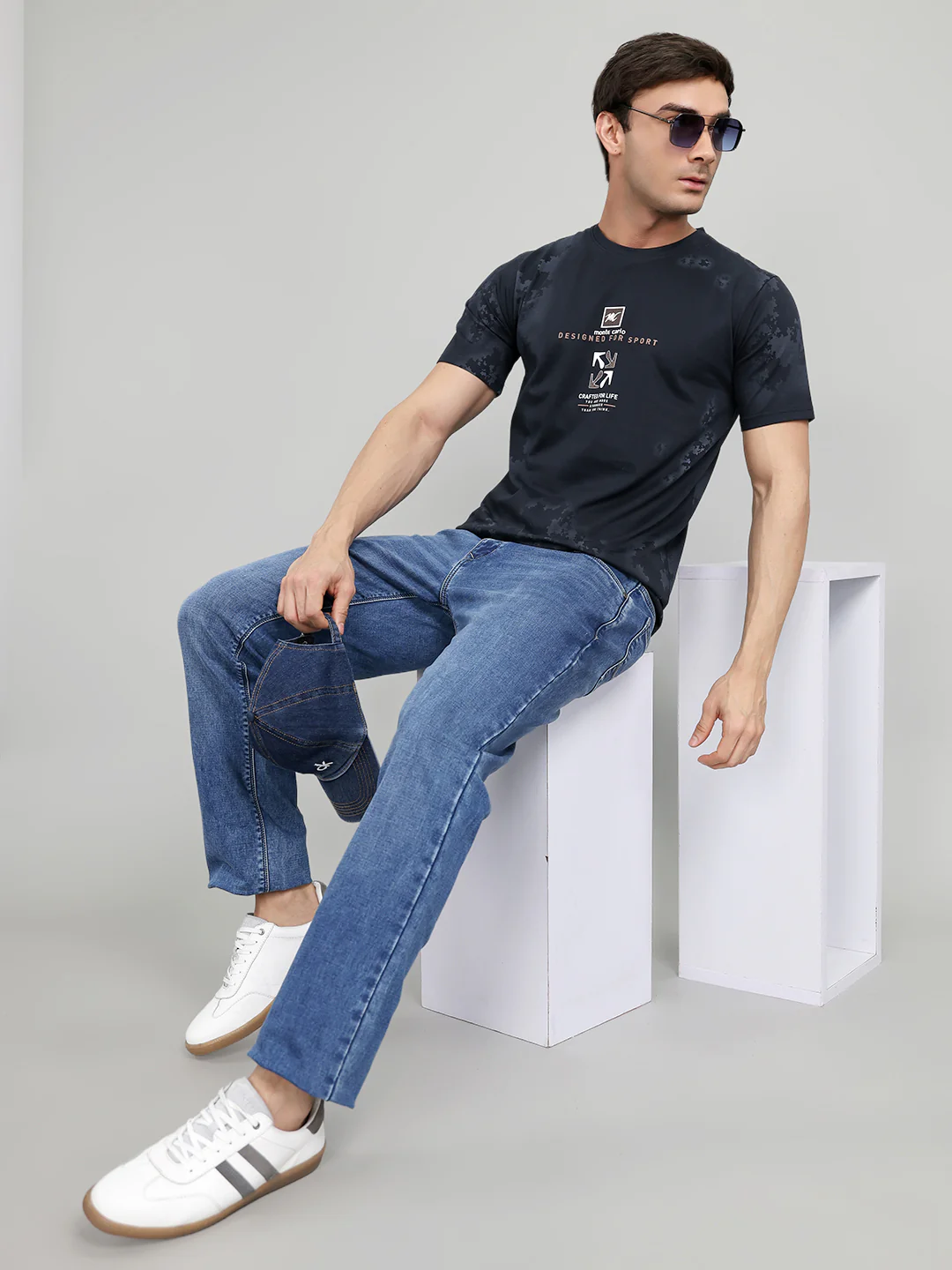 Men Navy Blue Printed Round Neck Half Sleeve T-Shirt - Image 6