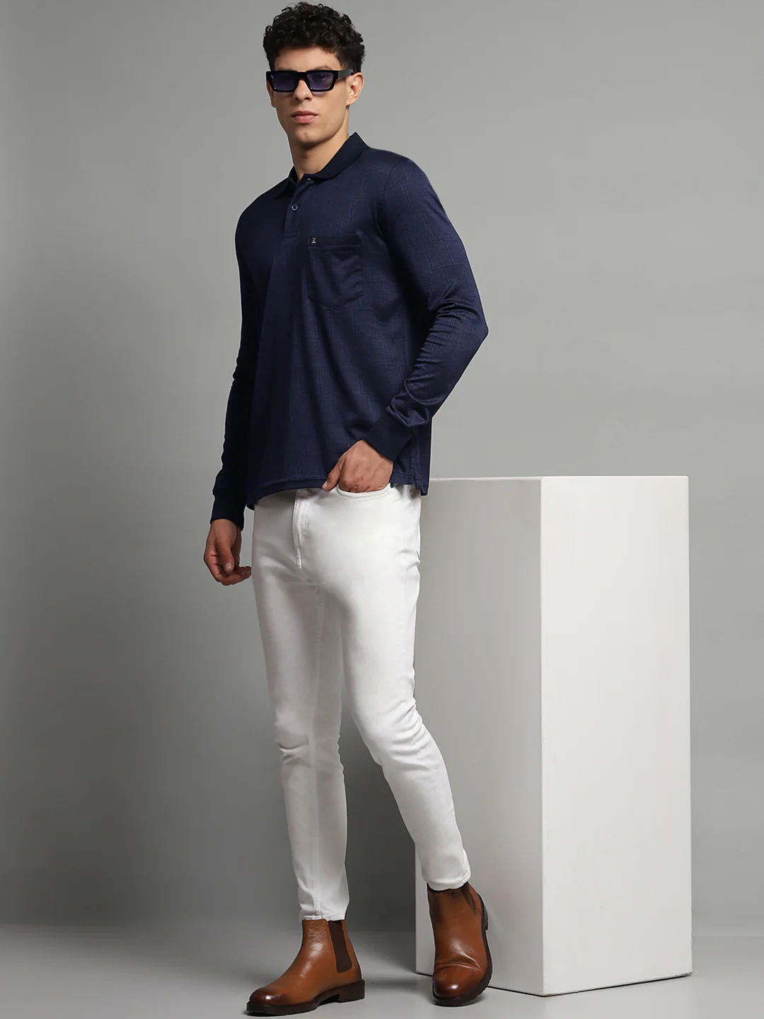 Luxuria Men Navy Blue Self Design Collar Full Sleeve Winter T-Shirt - Image 2
