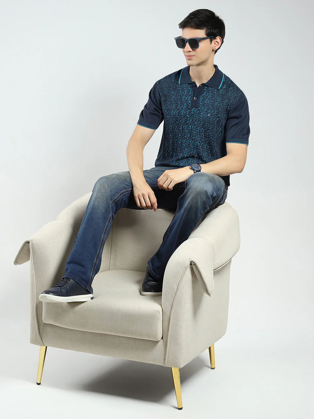 Men Navy Blue Self Design Collar Half Sleeve T-Shirt - Image 2