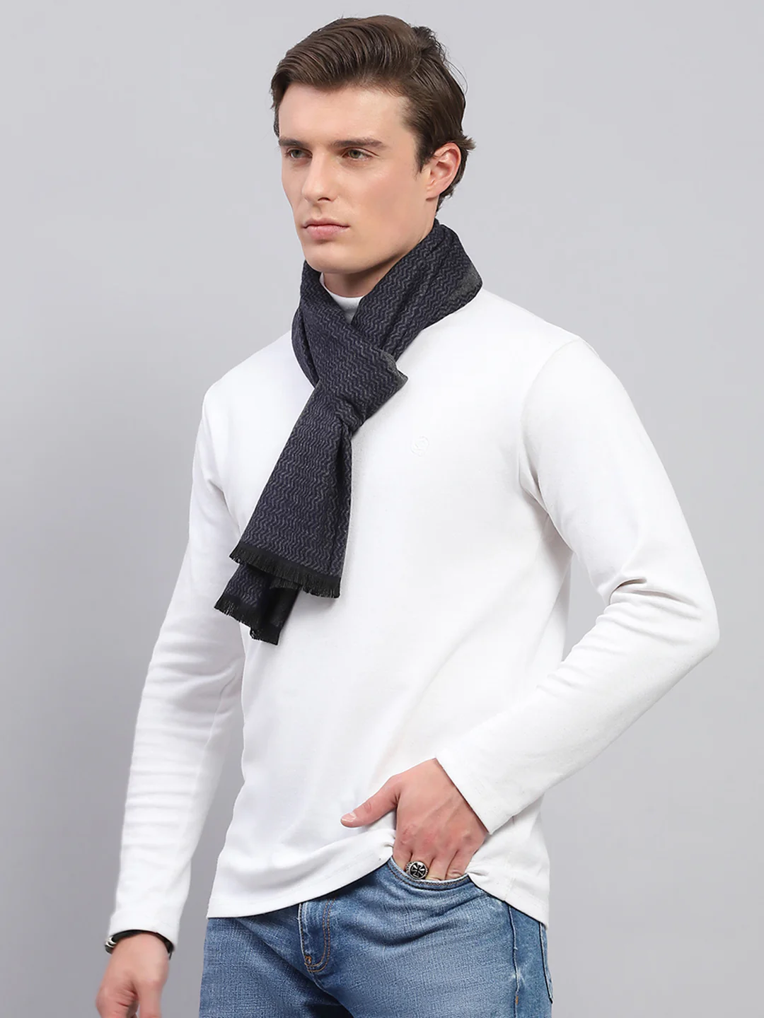 Men Navy Blue Self Design Muffler - Image 4