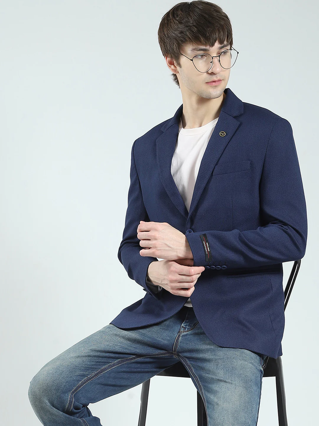 Men Navy Blue Self Design Notch Lapel Collar Full Sleeve Blazer - Image 6