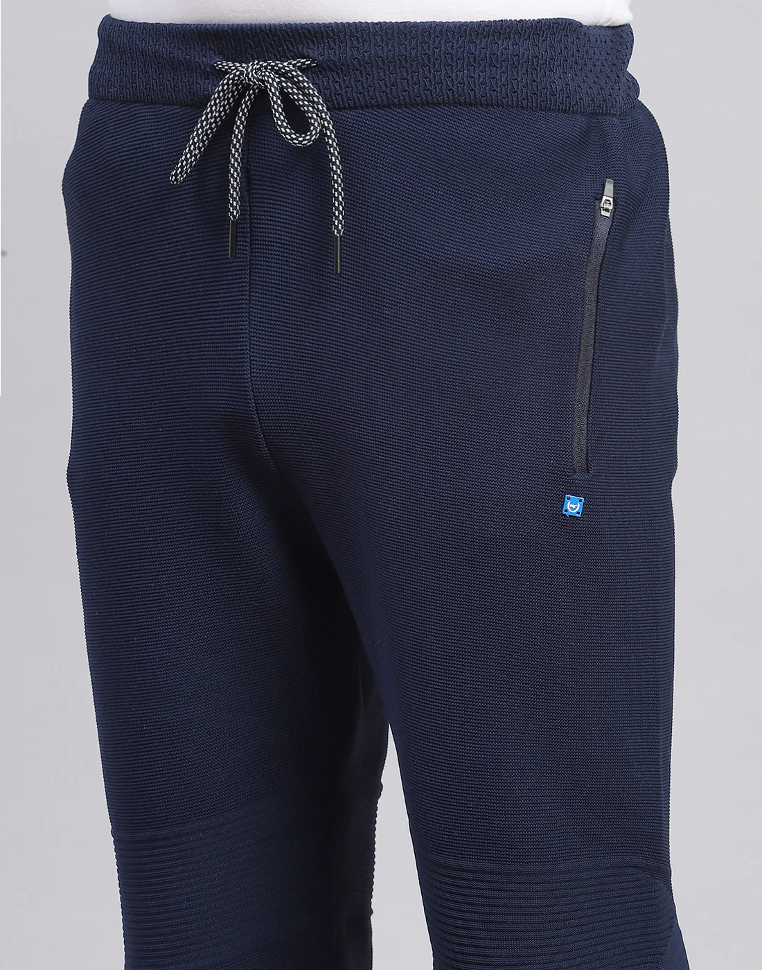Men Navy Blue Self Design Stand Collar Full Sleeve Tracksuit - Image 10