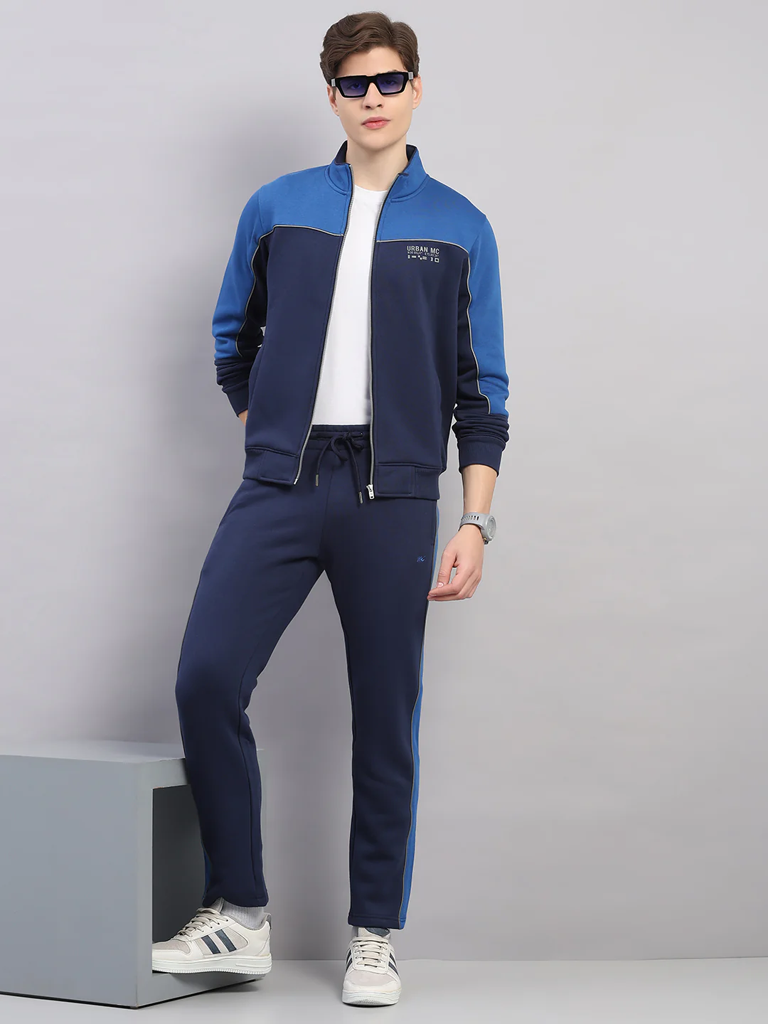Men Navy Blue Self Design Stand Collar Full Sleeve Winter Tracksuit - Image 2