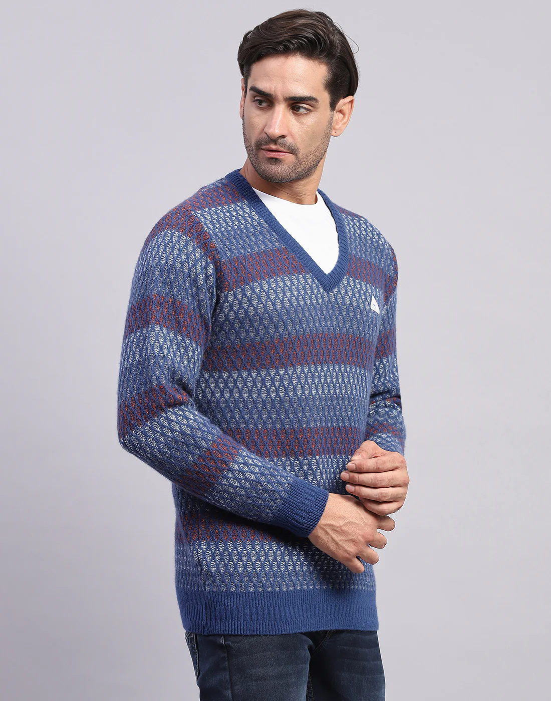 Men Navy Blue Self Design V Neck Full Sleeve Pullover - Image 4