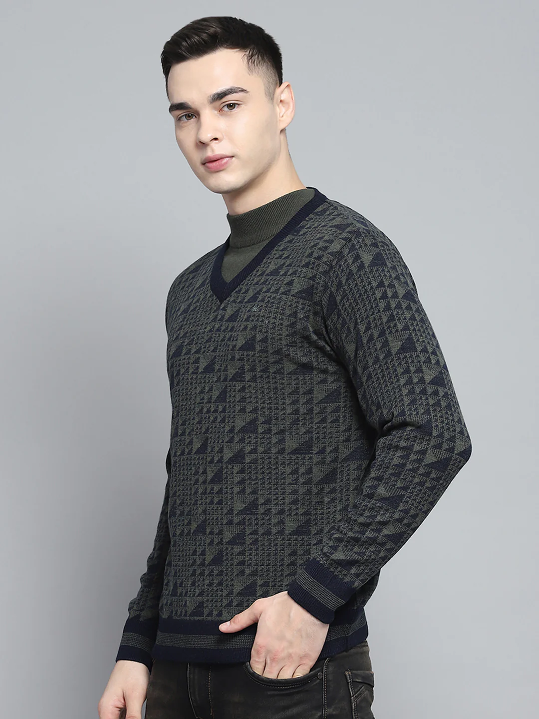 Men Navy Blue Self Design V Neck Full Sleeve Pullover - Image 3