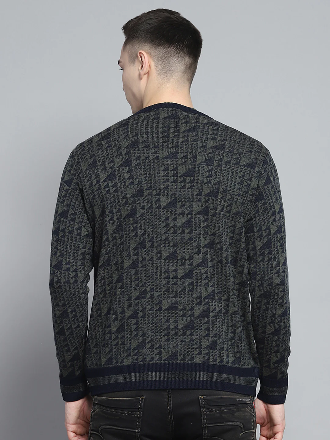 Men Navy Blue Self Design V Neck Full Sleeve Pullover - Image 5