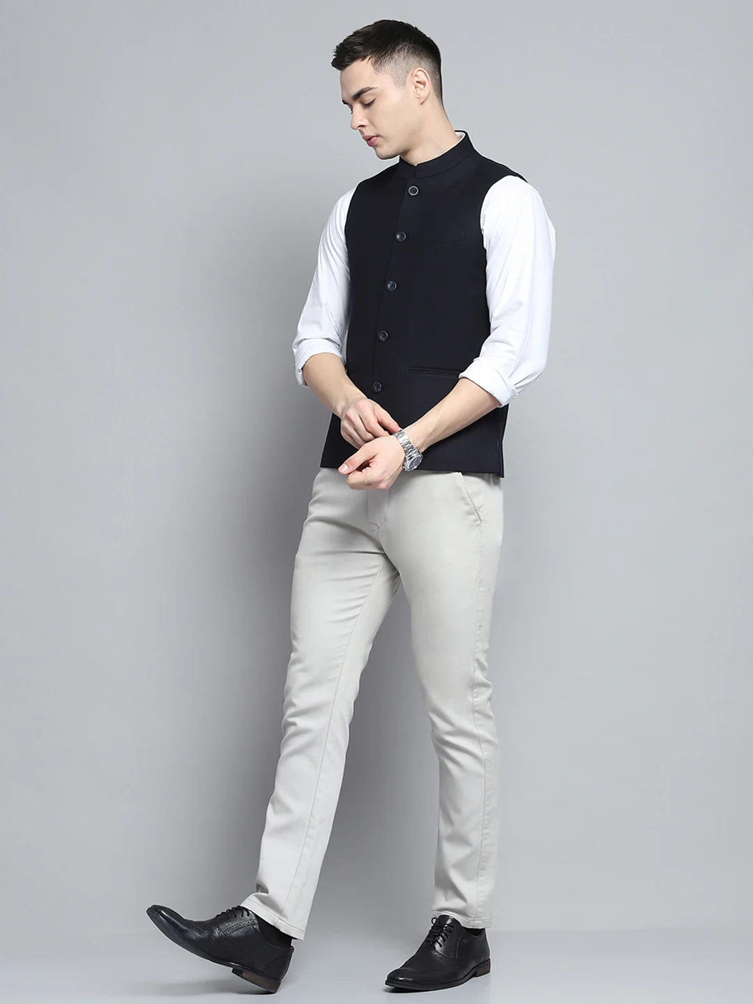 Men Navy Blue Solid Band Collar Sleeveless Jacket - Image 2