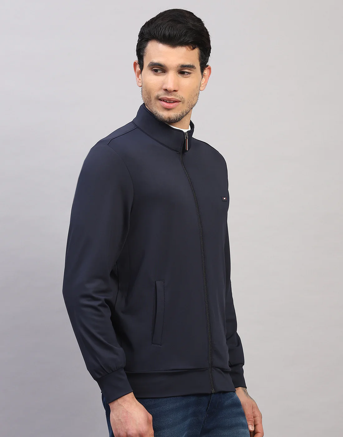 Men Navy Blue Solid Collar Full Sleeve Sweatshirt - Image 3