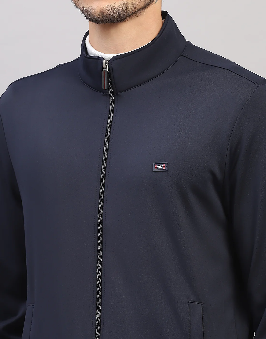 Men Navy Blue Solid Collar Full Sleeve Sweatshirt - Image 6