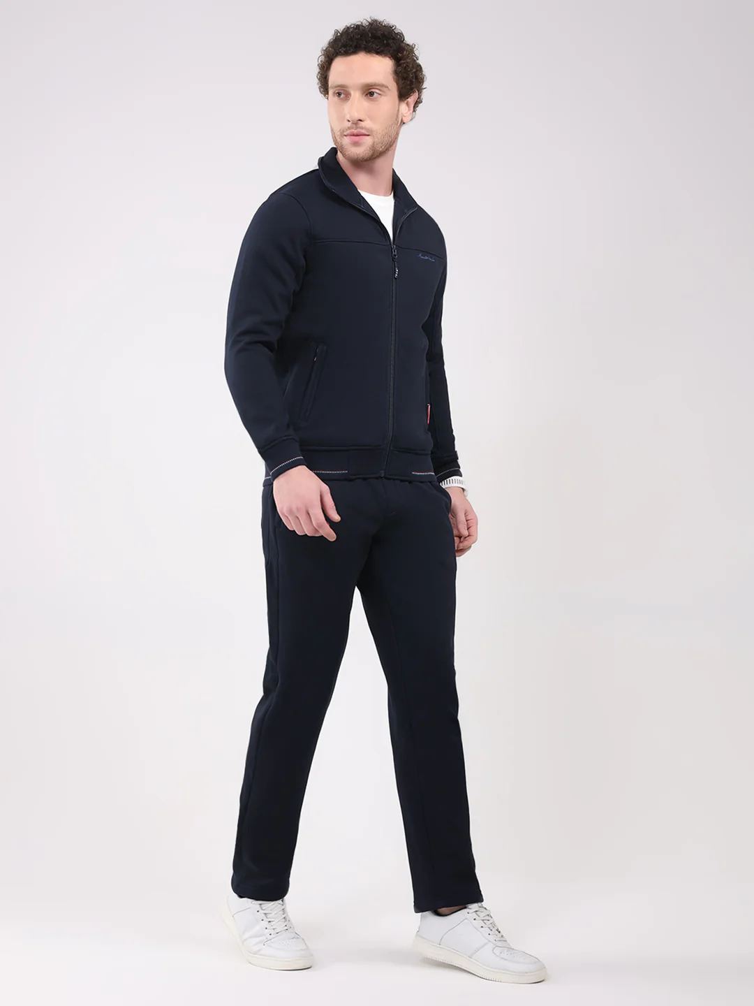 Men Navy Blue Solid Collar Full Sleeve Winter Tracksuit - Image 4