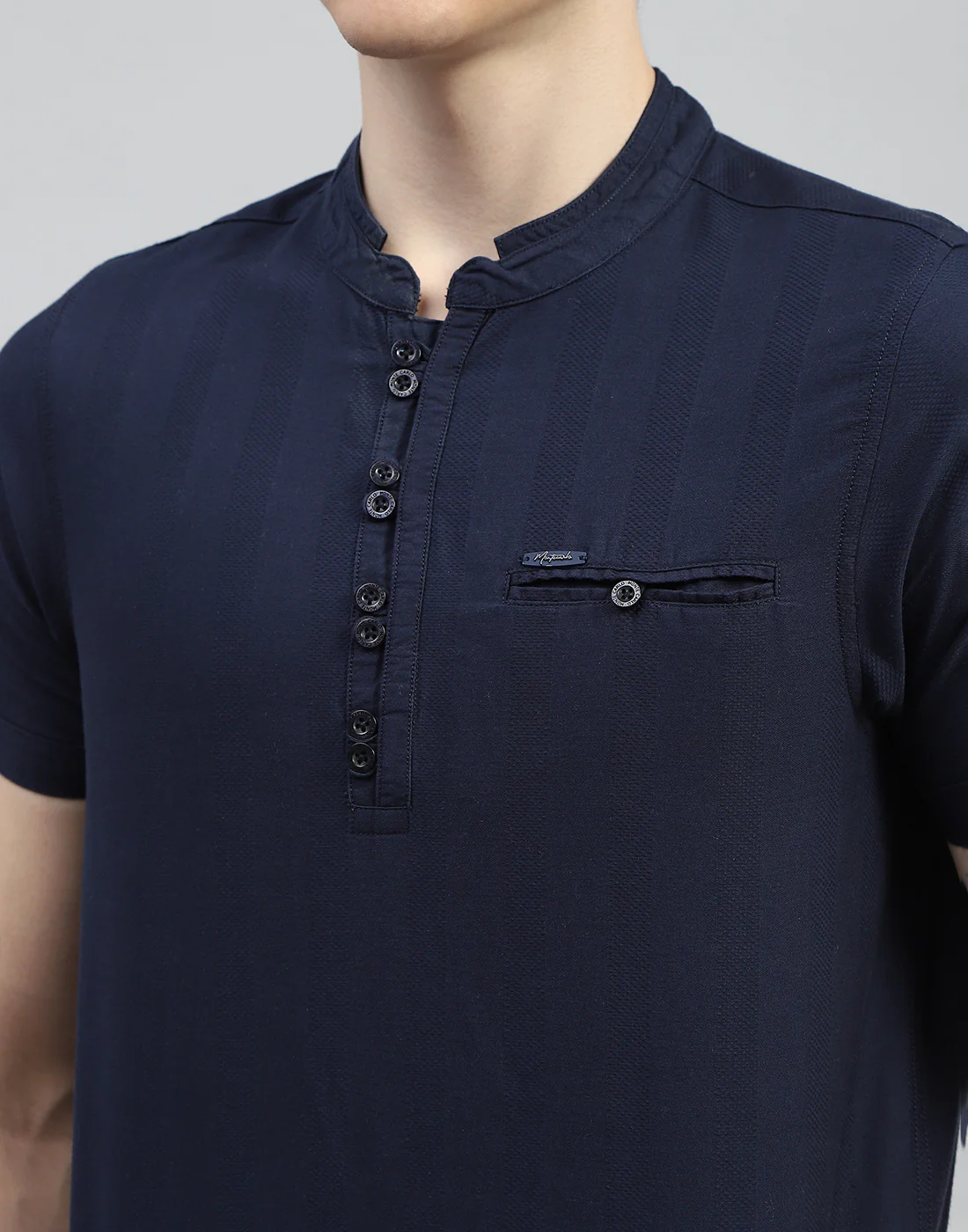 Men Navy Blue Solid F Neck Half Sleeve Kurta - Image 7