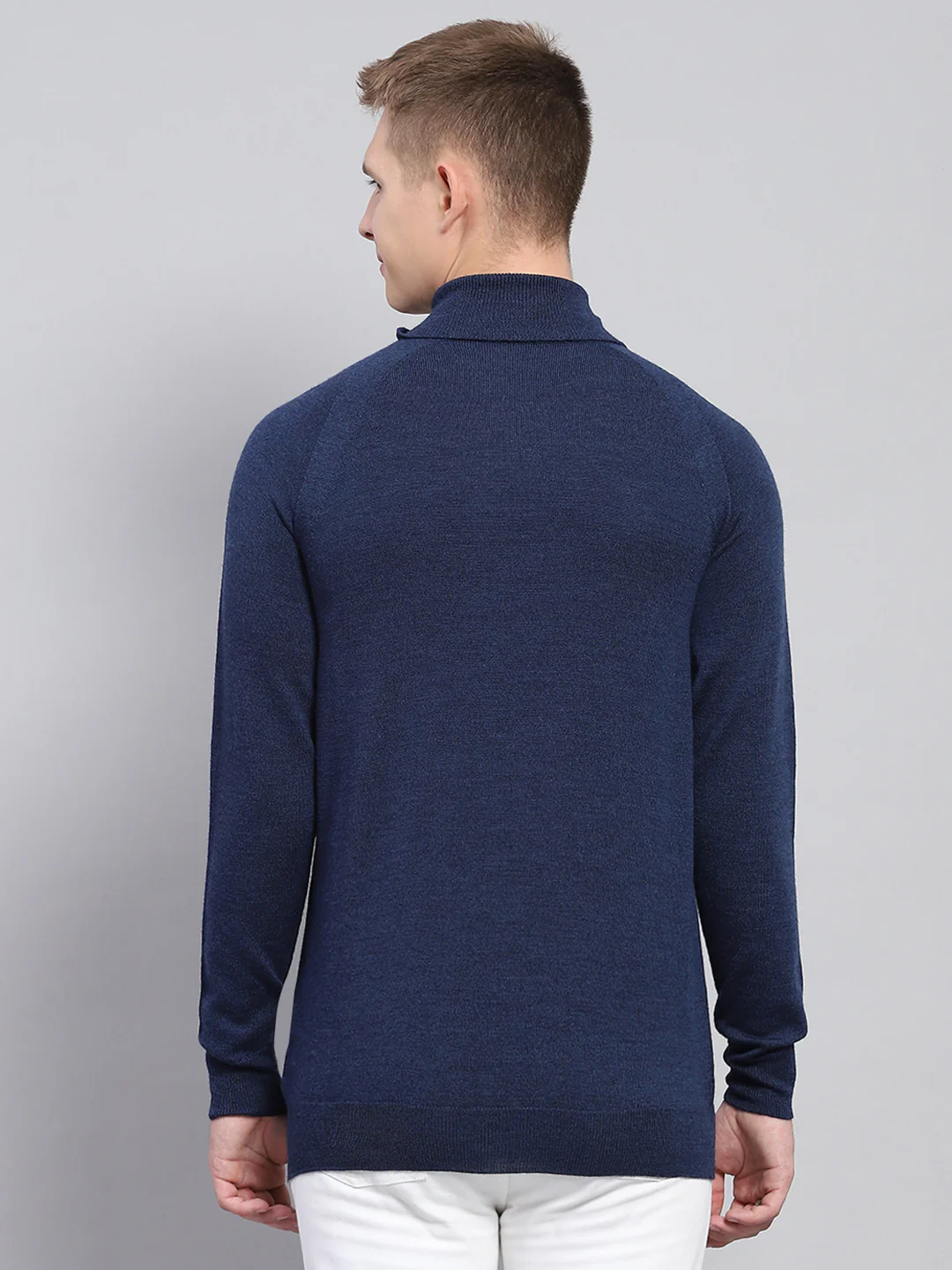Men Navy Blue Solid High Neck Full Sleeve Pullover - Image 5