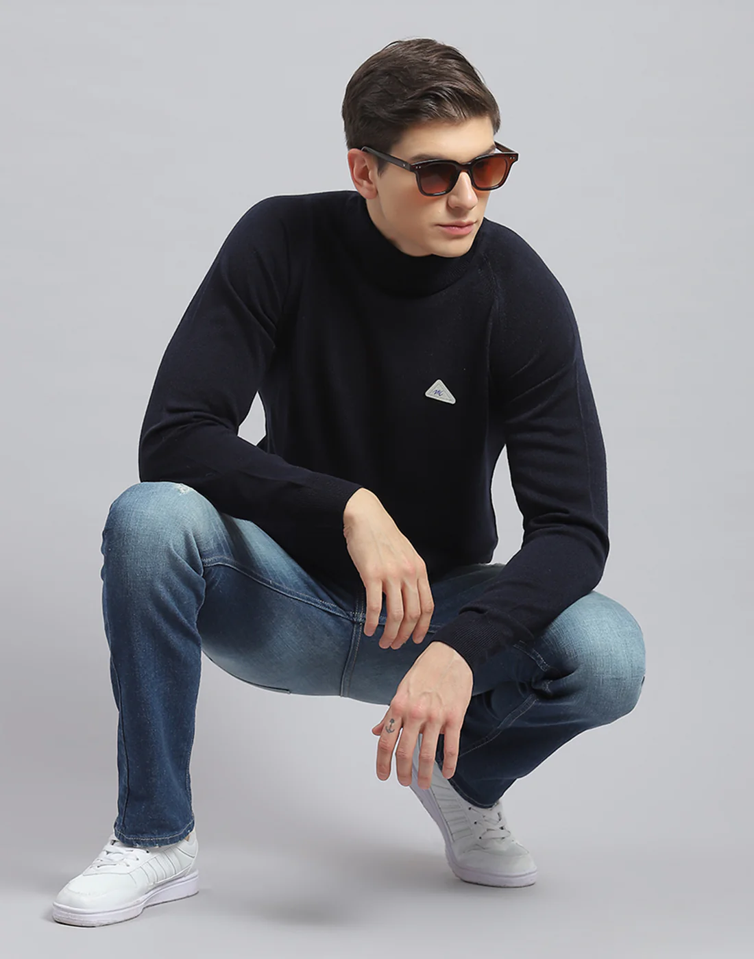 Men Navy Blue Solid High Neck Full Sleeve Pullover - Image 2