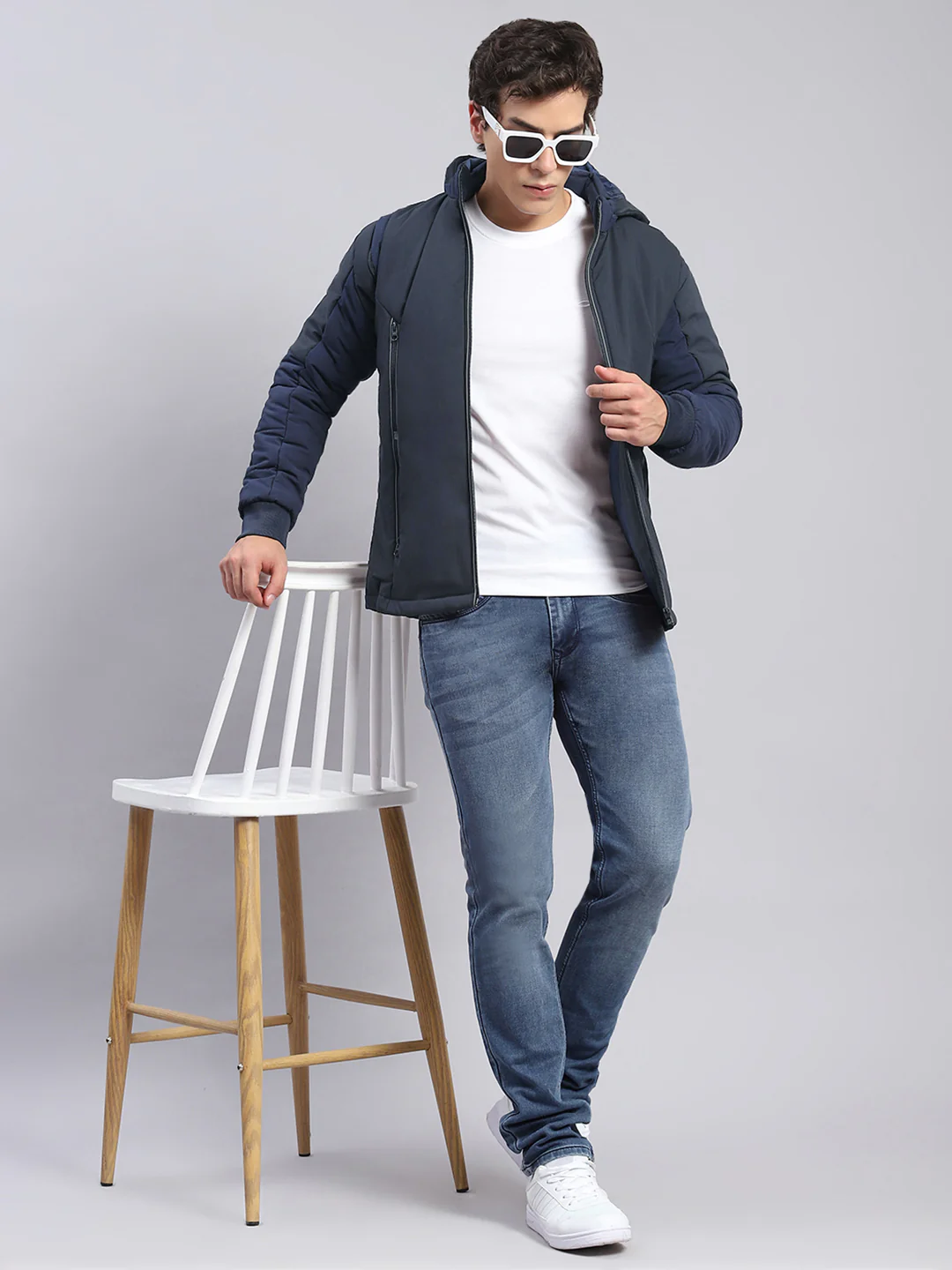 Men Navy Blue Solid Hooded Full Sleeve Jackets - Image 2
