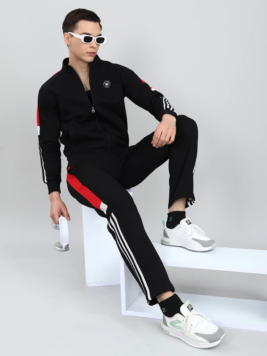 Men Navy Blue Solid Mandarin Collar Full Sleeve Winter Tracksuit - Image 6