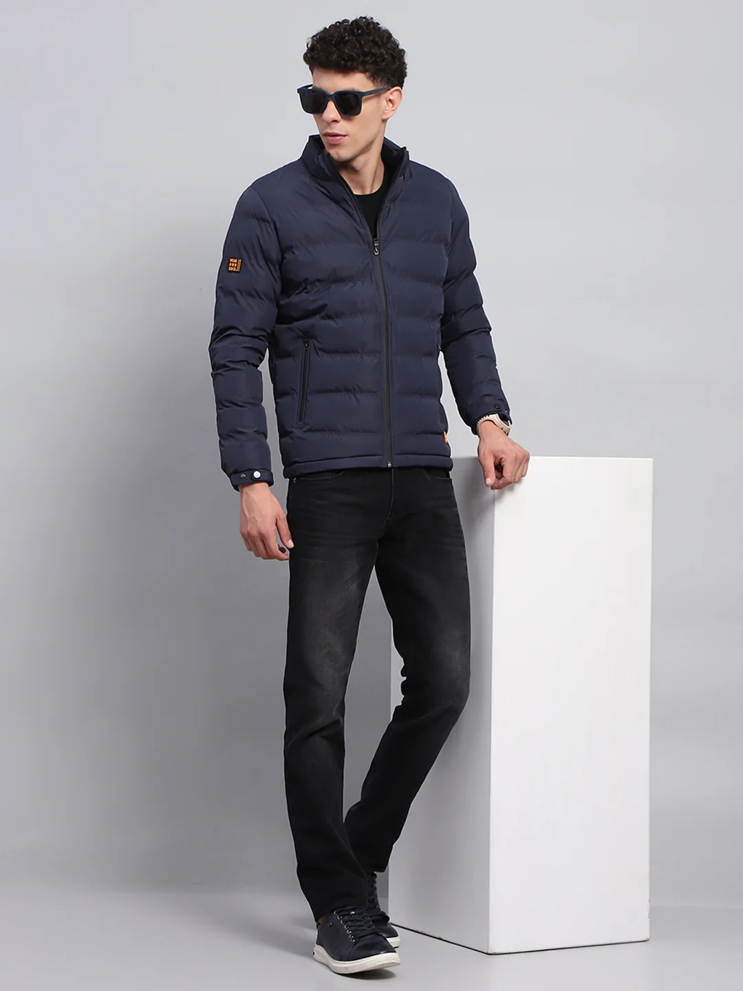 Rock.it Men Navy Blue Solid Mock Neck Full Sleeve Heating Jacket - Image 2