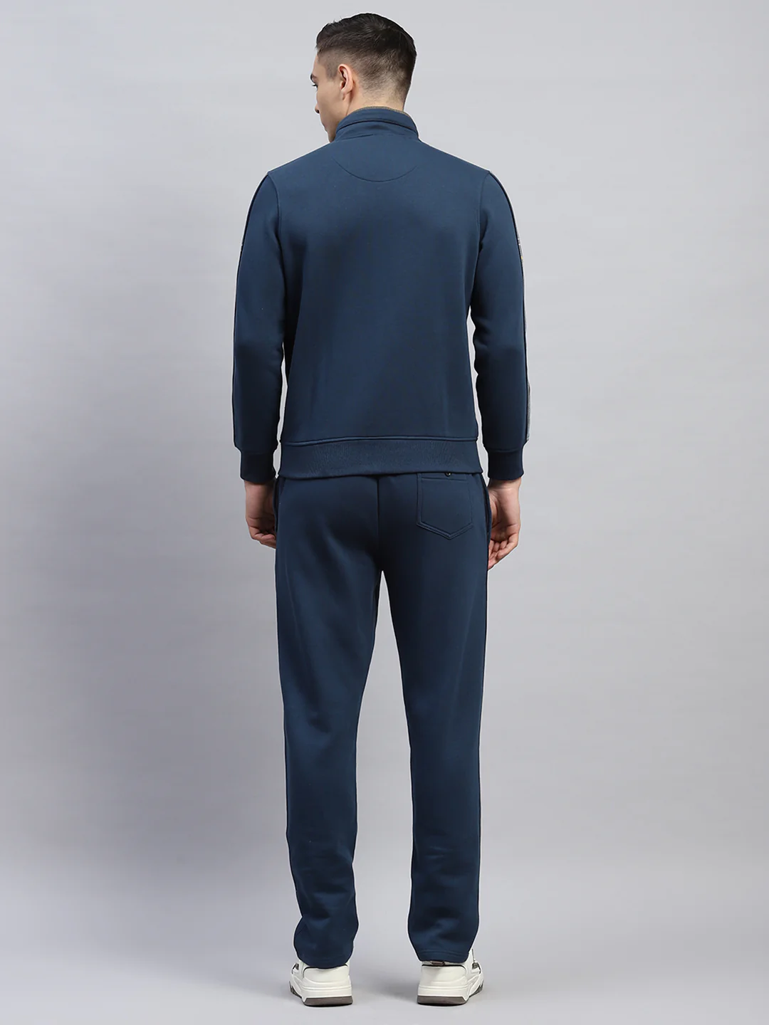 Men Navy Blue Solid Mock Neck Full Sleeve Winter Tracksuit - Image 5