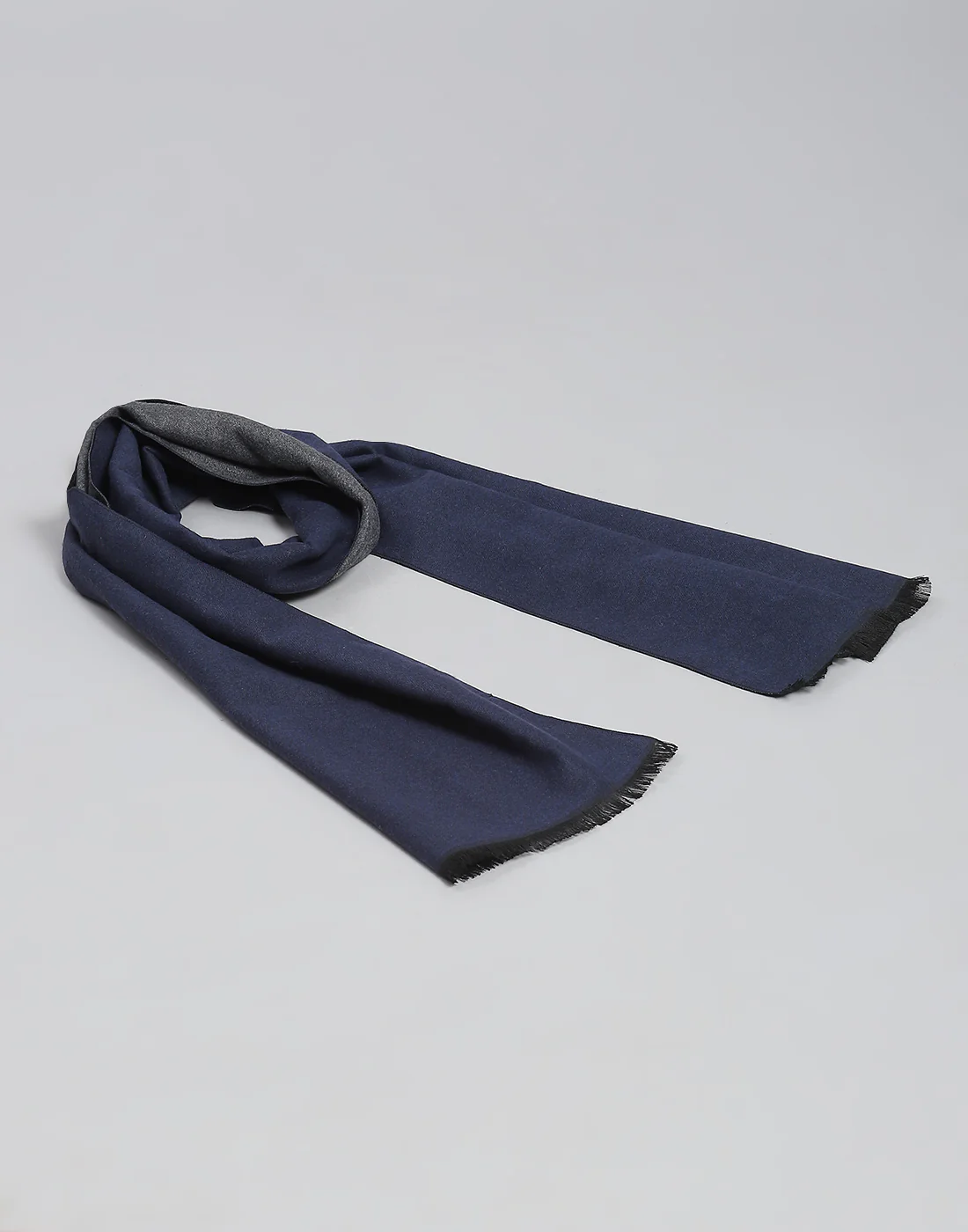 Men Navy Blue Solid Muffler - Image 5