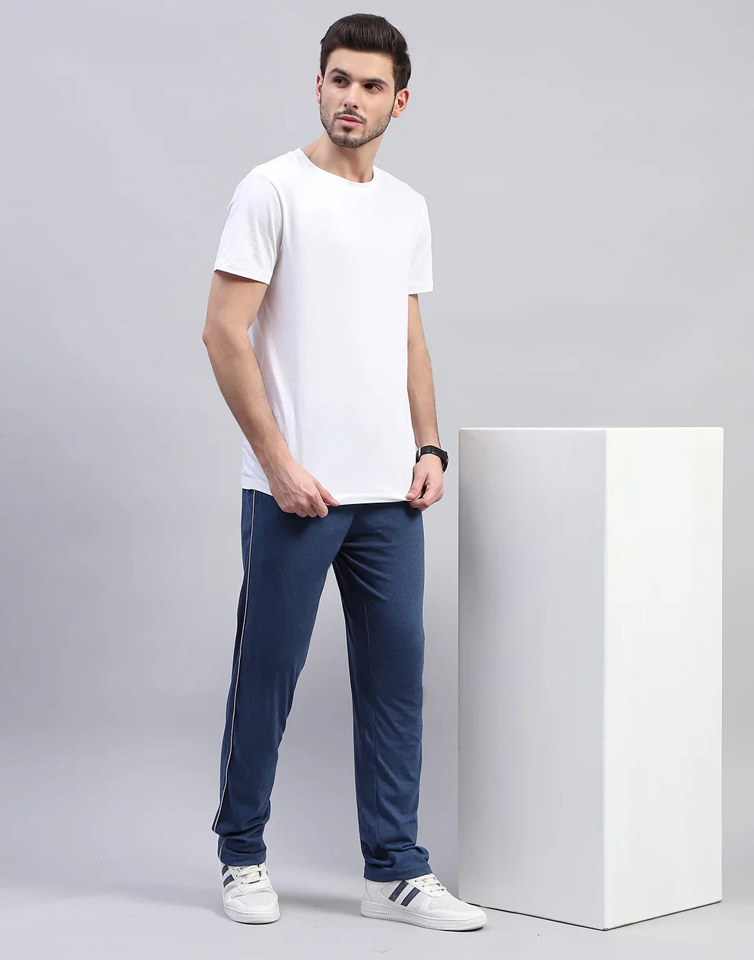 Men Navy Blue Solid Regular Fit Lower - Image 2