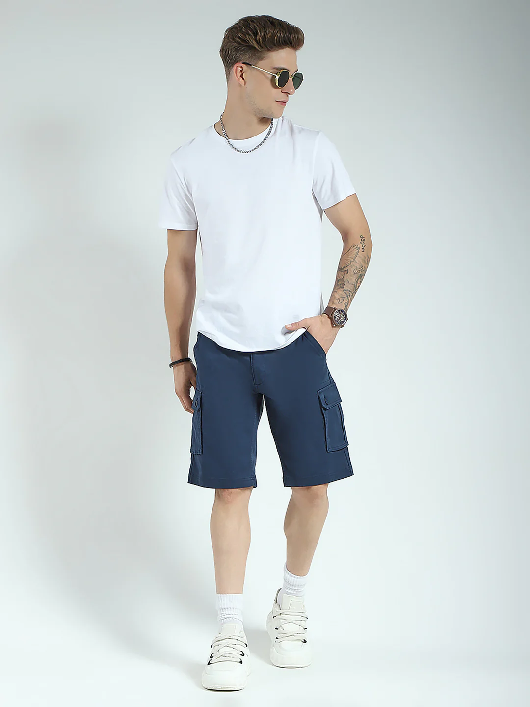 Men Navy Blue Solid Regular Fit Shorts - Image 2