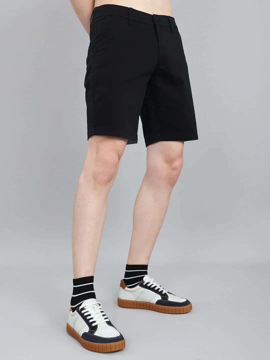 Men Navy Blue Solid Regular Fit Shorts - Image 3