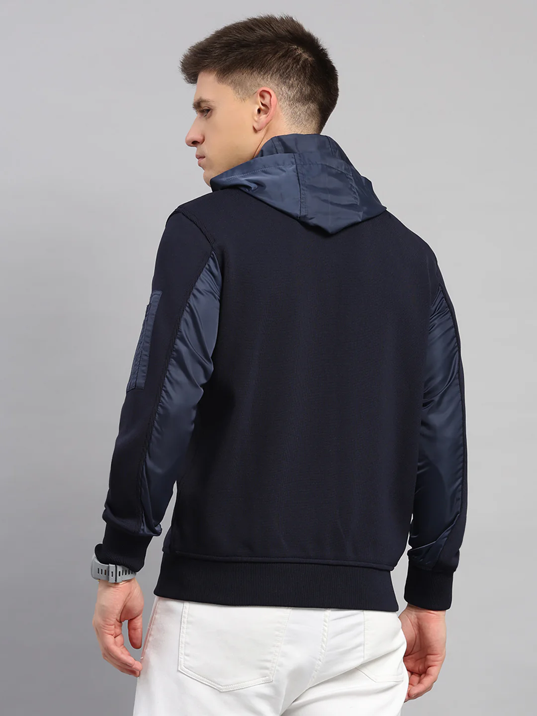 Men Navy Blue Solid Round Neck Full Sleeve Pullover - Image 5