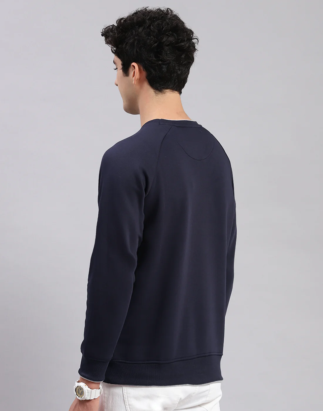 Men Navy Blue Solid Round Neck Full Sleeve Sweatshirts - Image 6