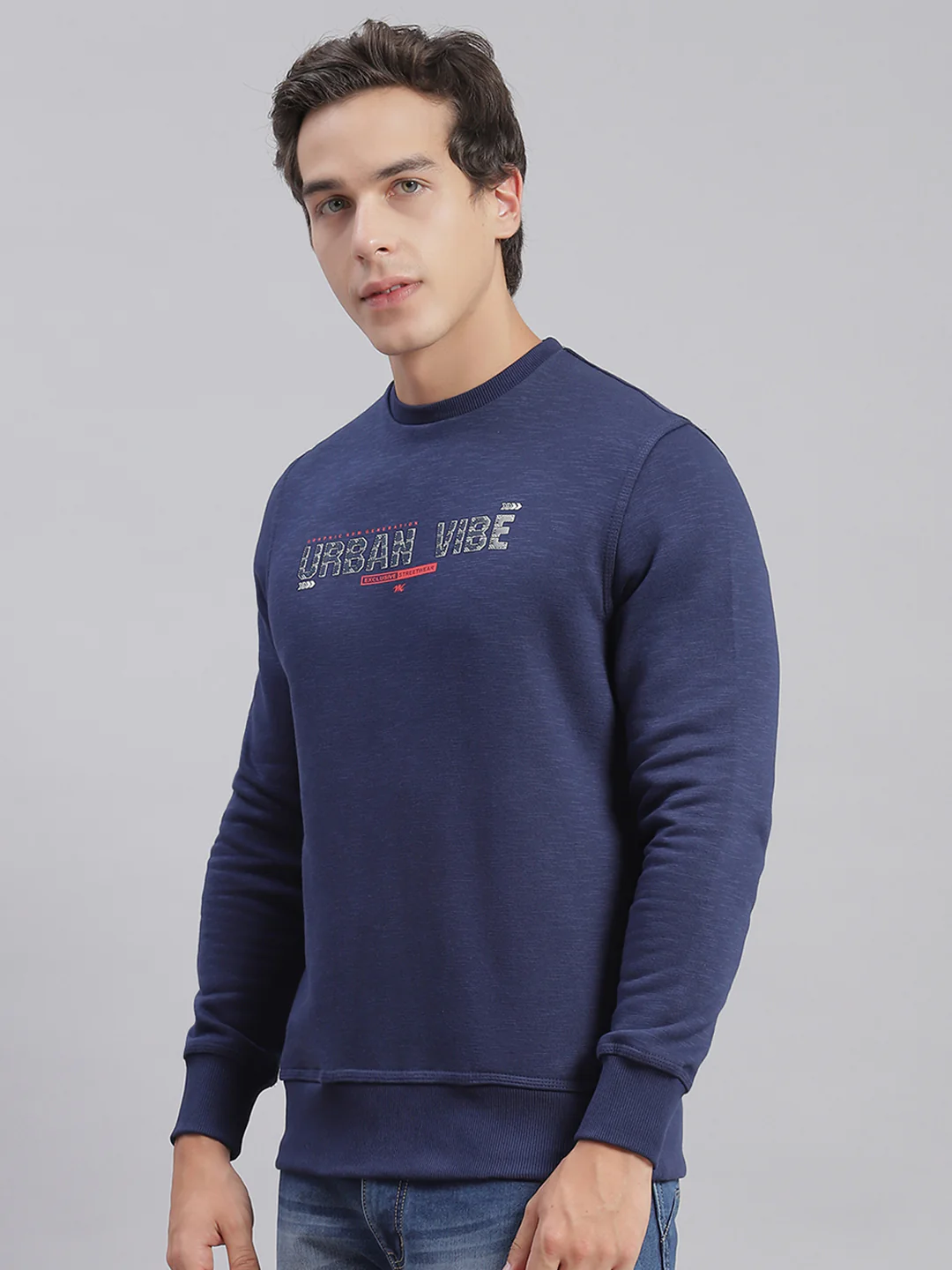 Men Navy Blue Solid Round Neck Full Sleeve Sweatshirts - Image 4