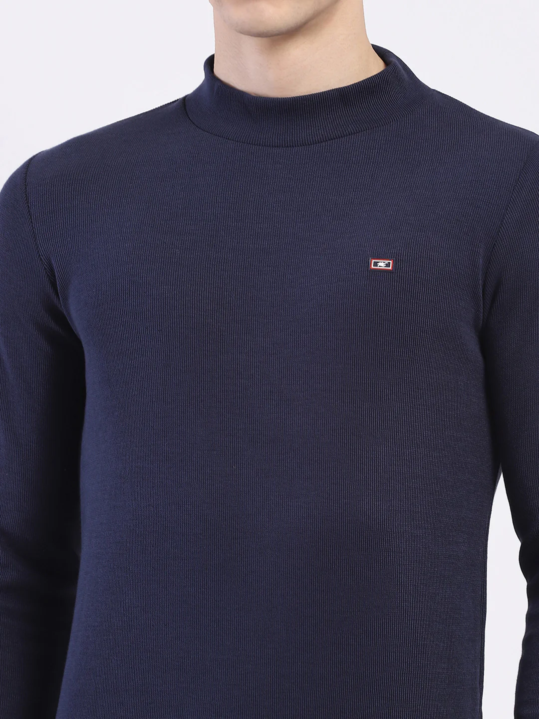 Men Navy Blue Solid Round Neck Full Sleeve Winter T-Shirt - Image 6