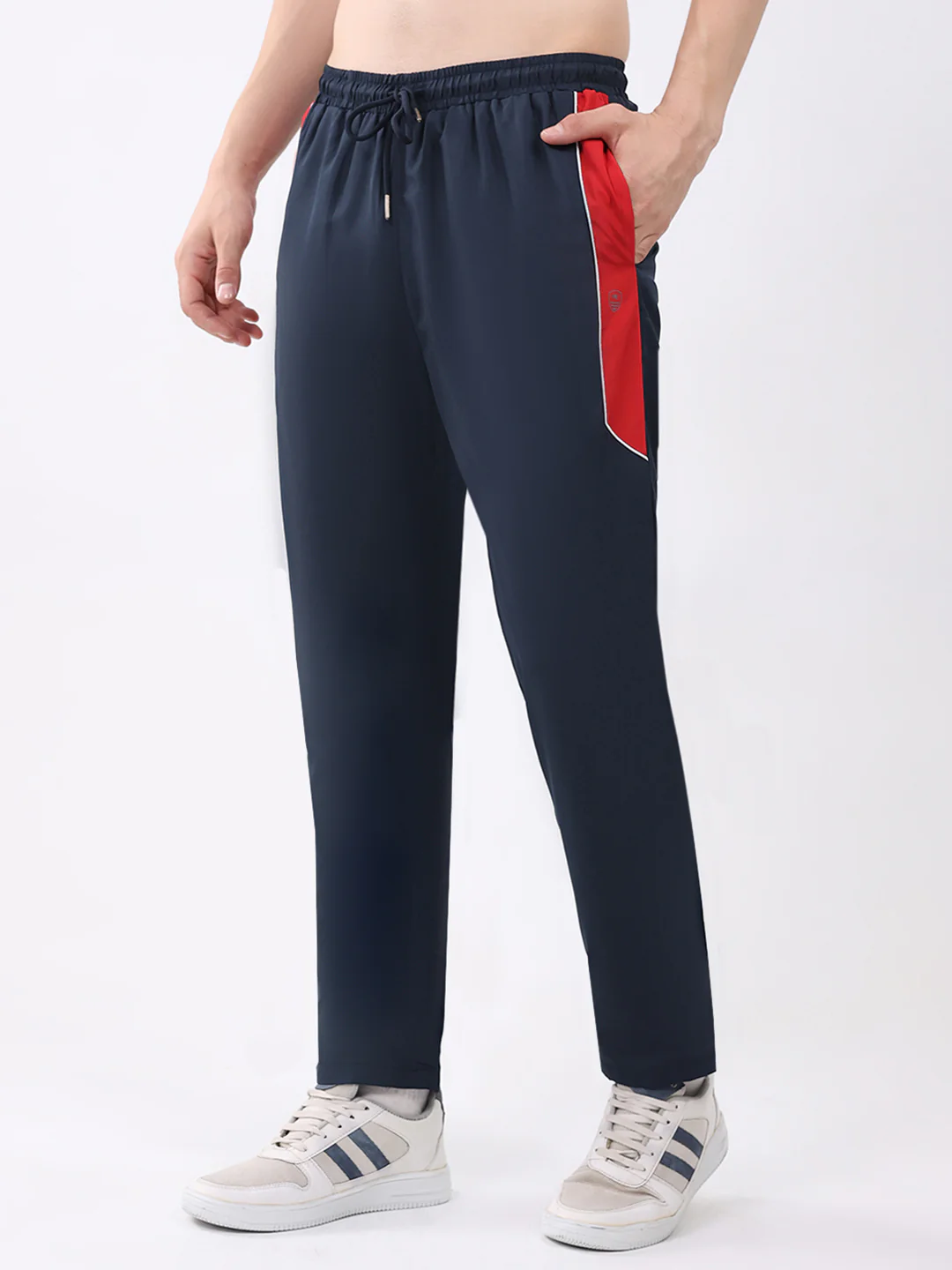 Men Navy Blue Solid Round Neck Full Sleeve Winter Tracksuit - Image 7