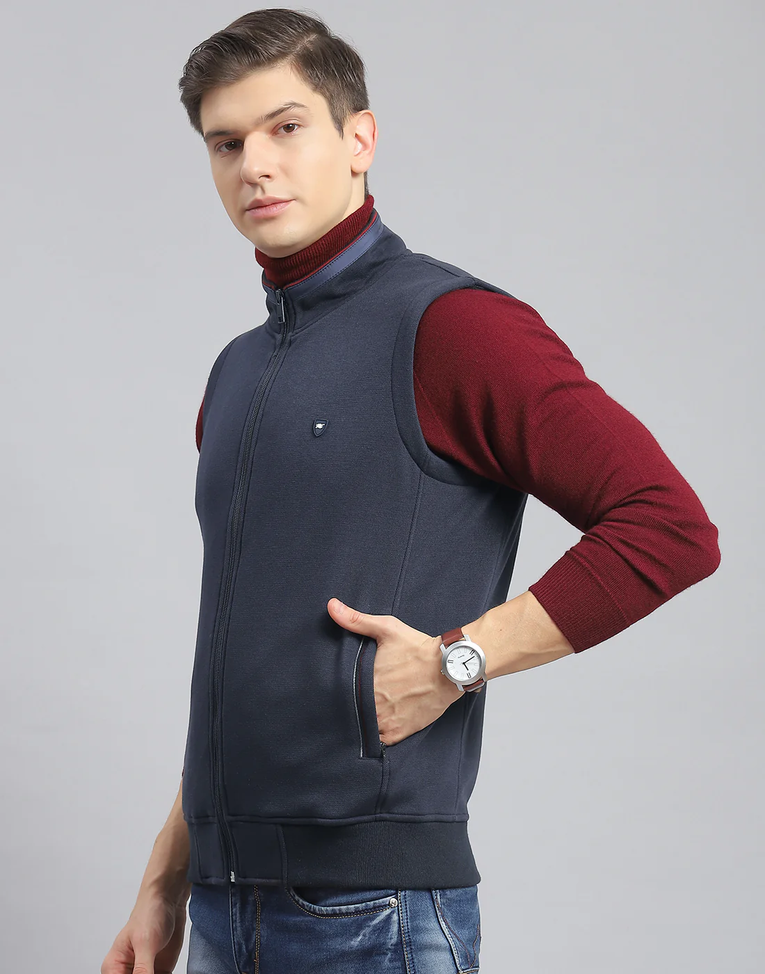 Men Navy Blue Solid Stand Collar Sleeveless Jacket - Image 3
