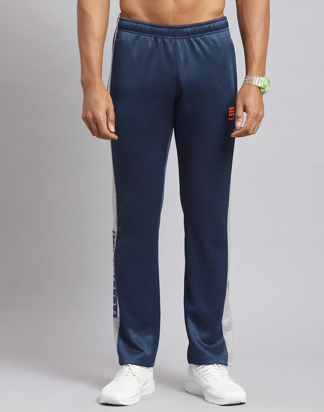 Rock.it Men Navy Blue Solid Stand Collar Full Sleeve Tracksuit - Image 7