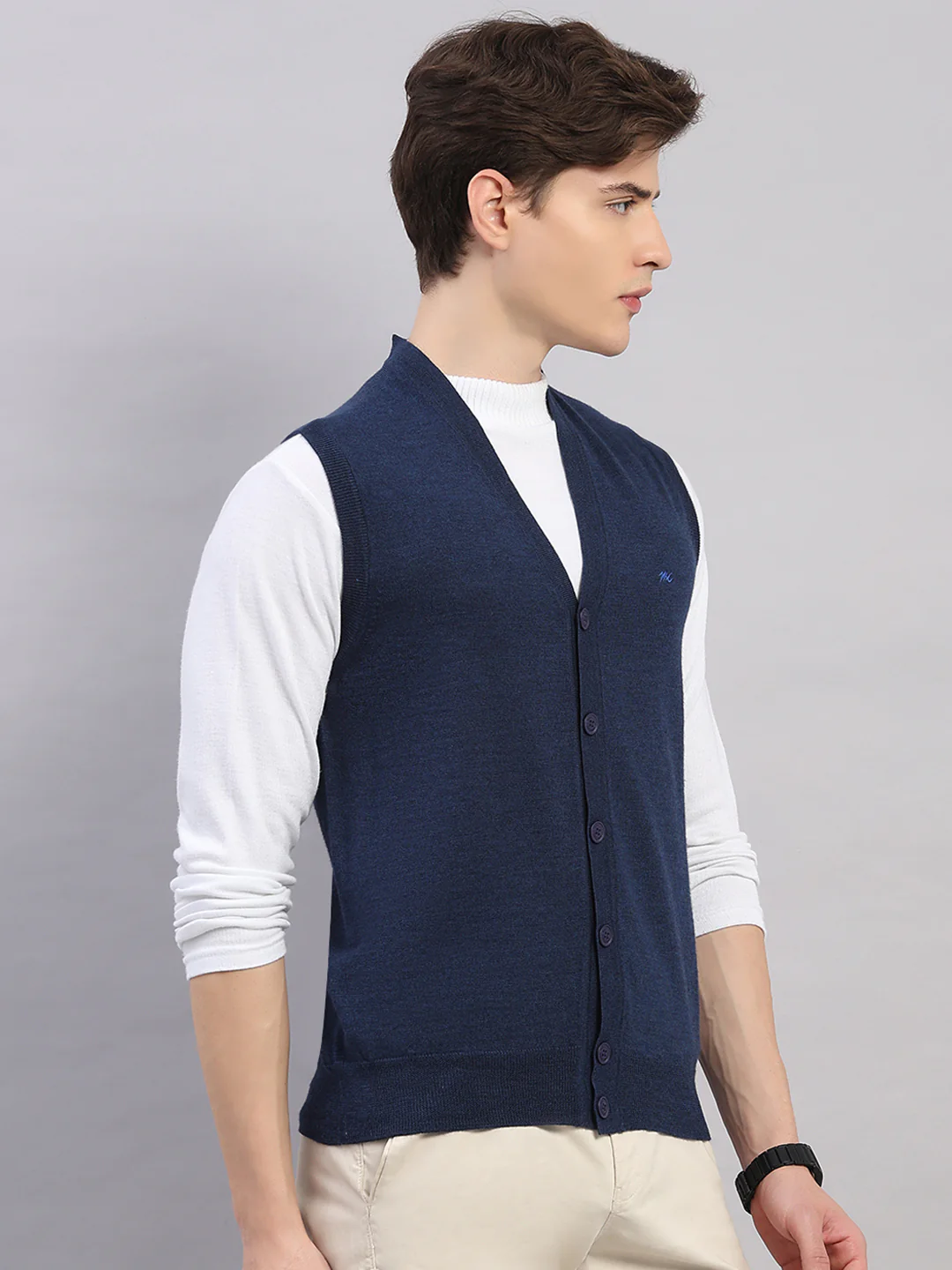 Men Navy Blue Solid V Neck Sleeveless Cardigan - Image 4