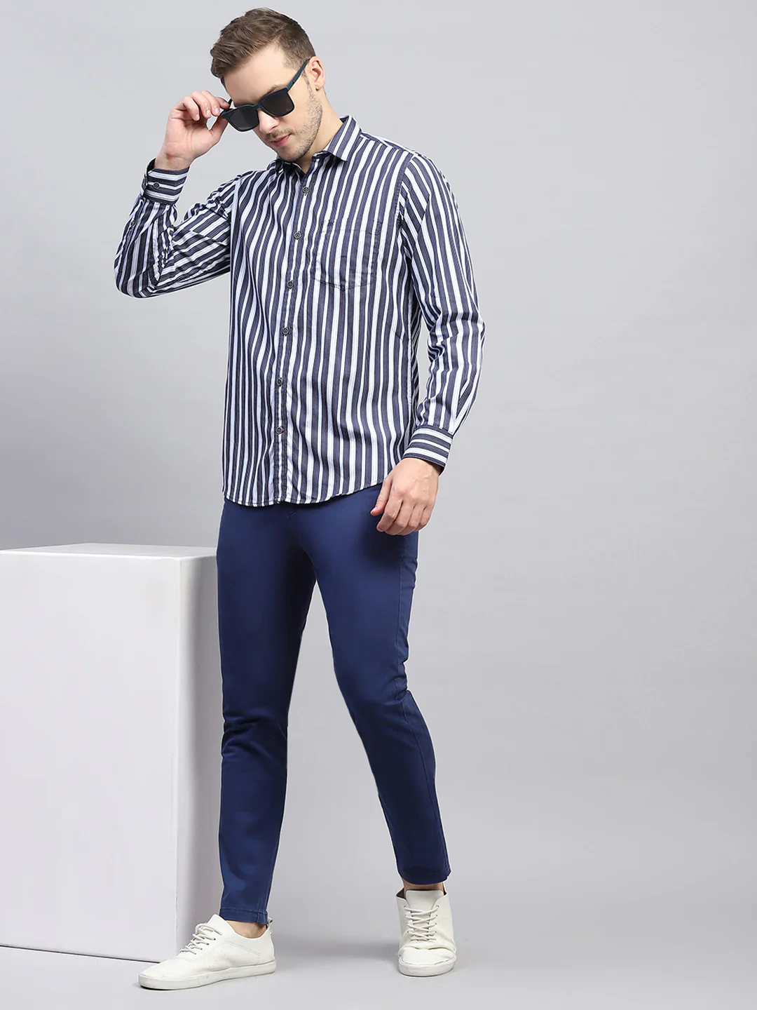 Men Navy Blue Stripe Collar Full Sleeve Shirt - Image 2