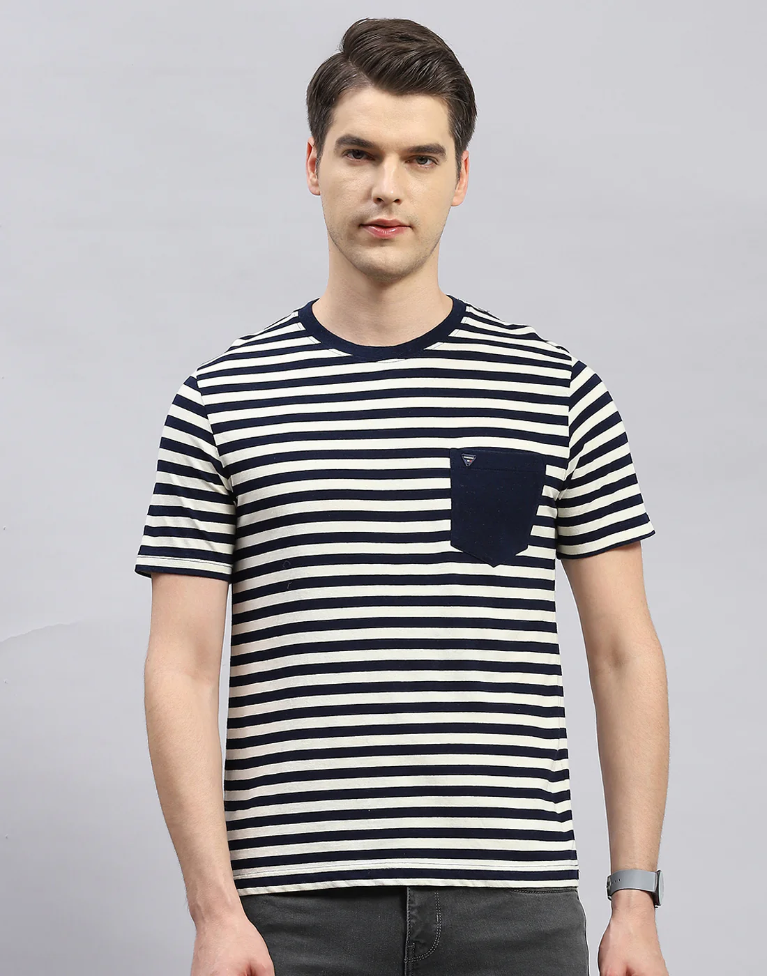Men Navy Blue Stripe Round Neck Half Sleeve T-Shirt - Image 3
