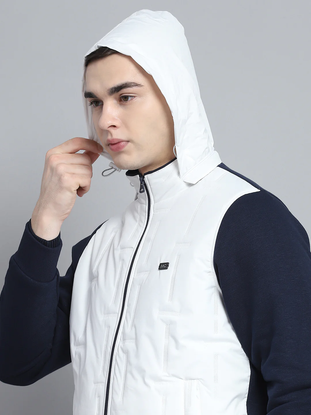 Men Navy Blue & White Solid Detachable Hood Full Sleeve Sweatshirt - Image 6