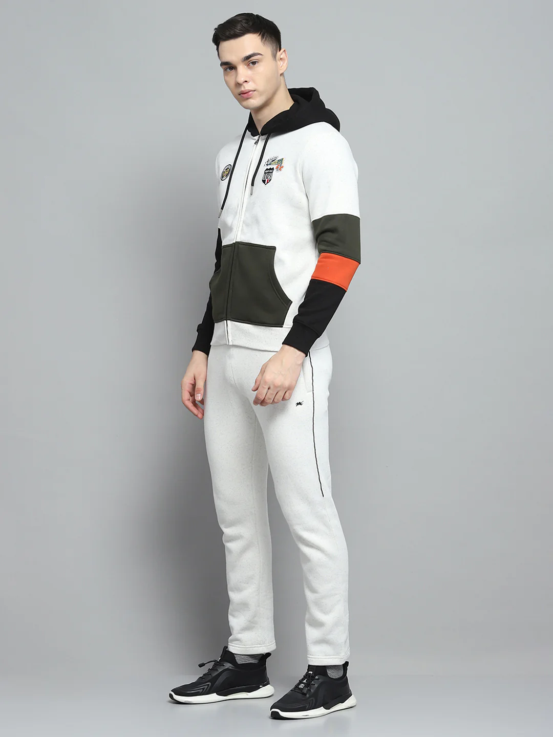 Men Off White & Black Printed Hooded Full Sleeve Winter Tracksuit - Image 3