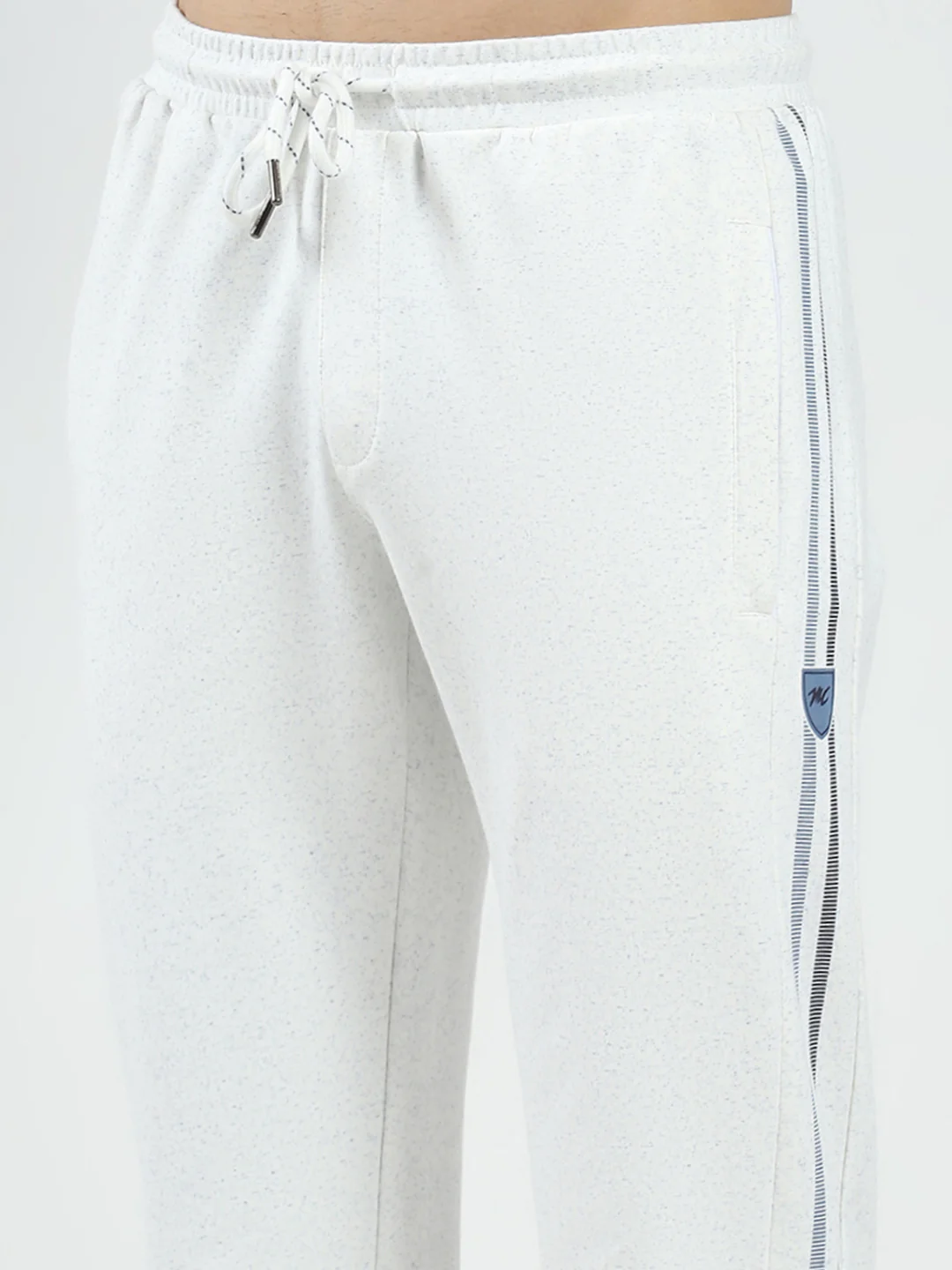 Men Off White & Blue Solid Regular Fit Lower - Image 6