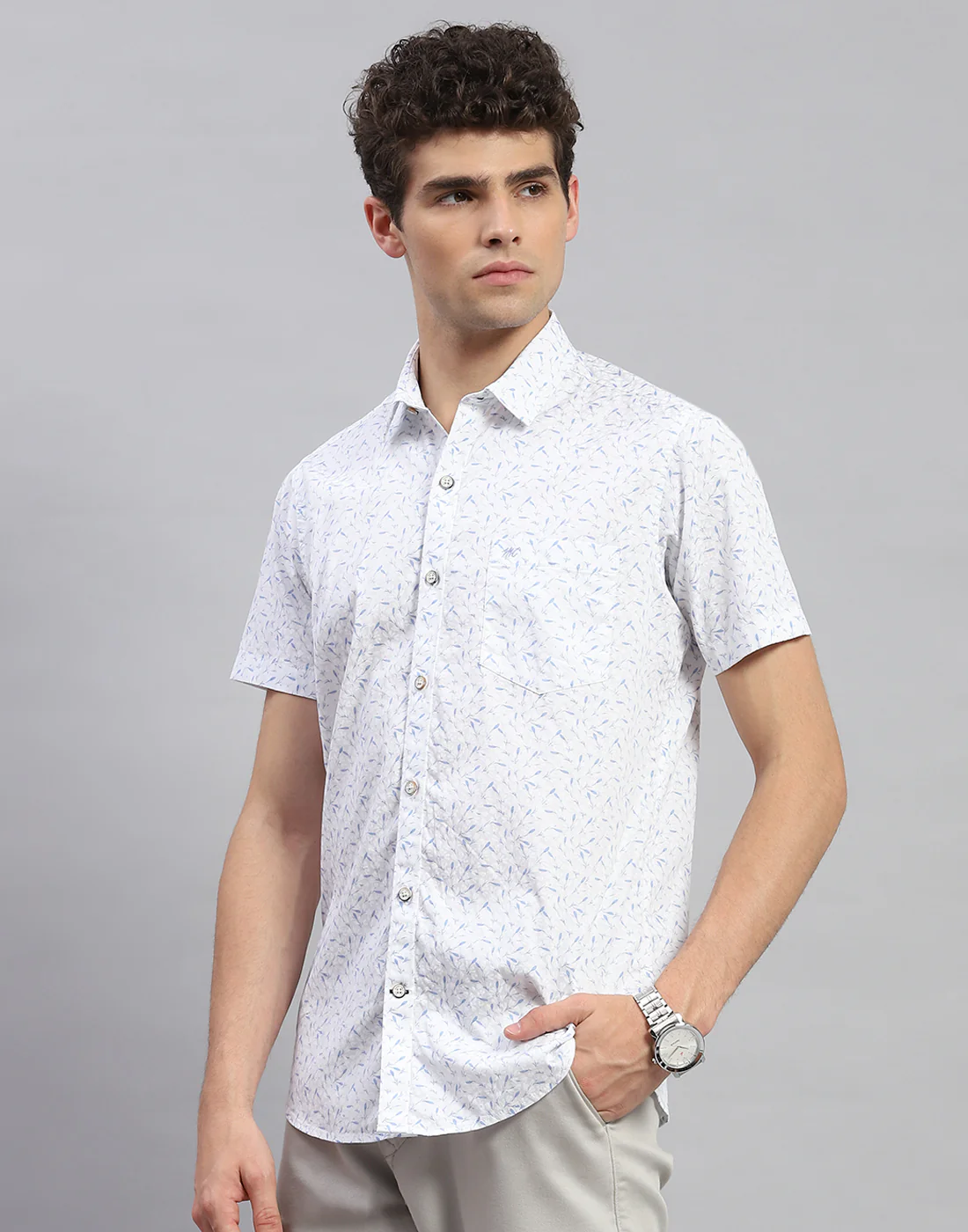 Men Off White Printed Collar Neck Half Sleeve Shirt - Image 3