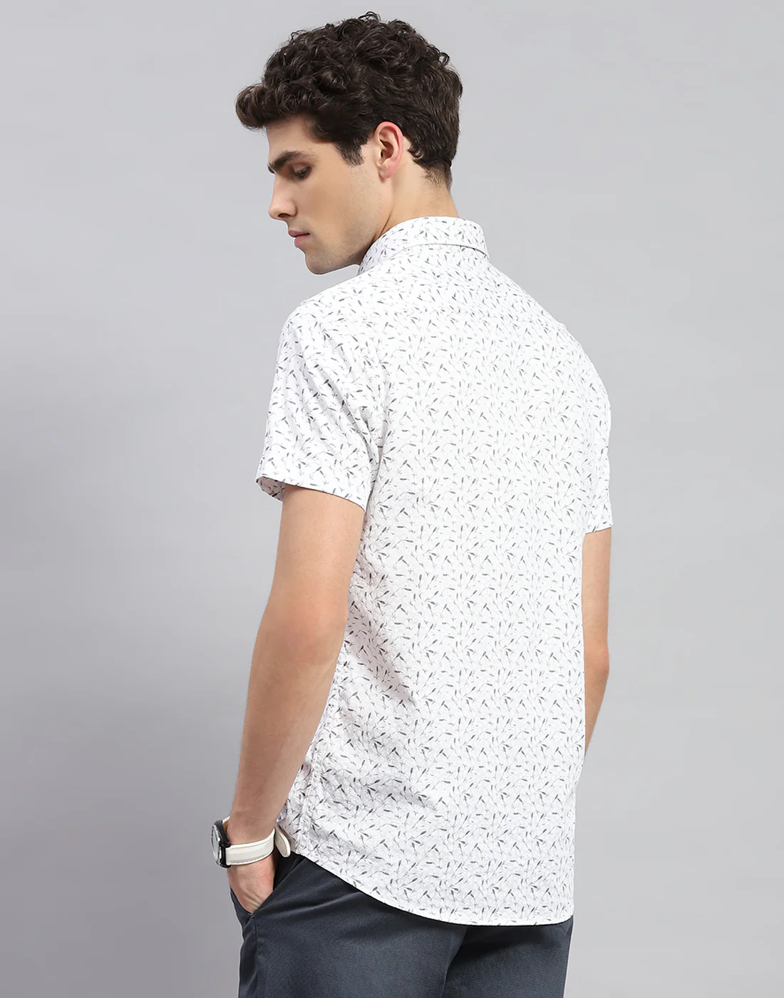 Men Off White Printed Collar Neck Half Sleeve Shirt - Image 5