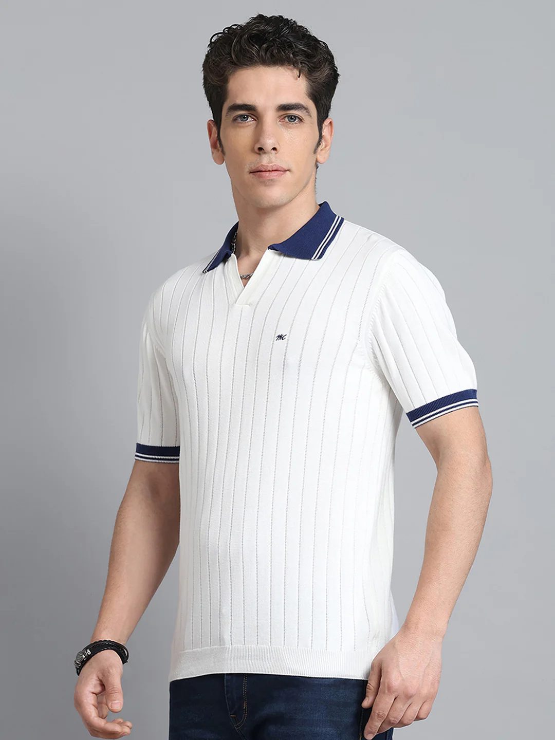 Men Off White Self Design Collar Half Sleeve T-Shirt - Image 3