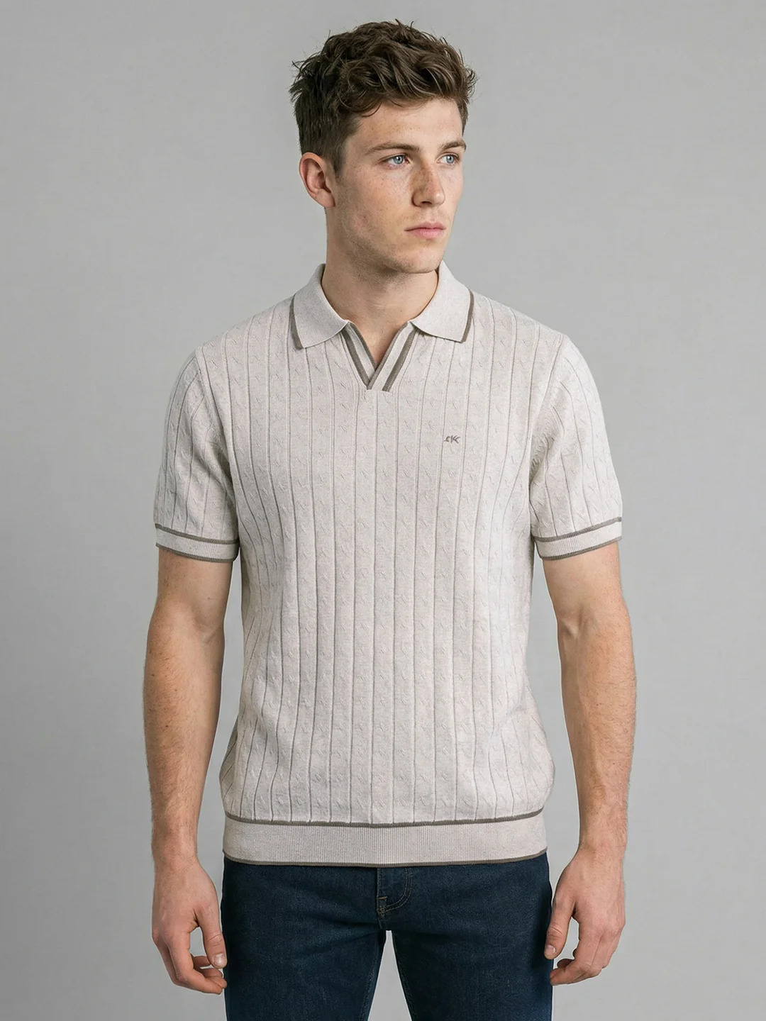 Men Off White Self Design Collar Half Sleeve T-Shirt - Image 2
