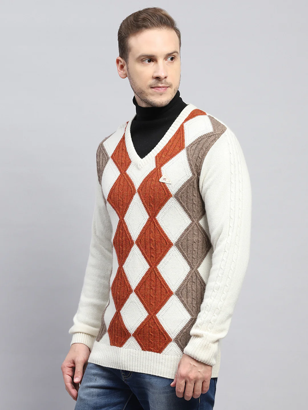 Men Off White Self Design V Neck Full Sleeve Pullover - Image 3