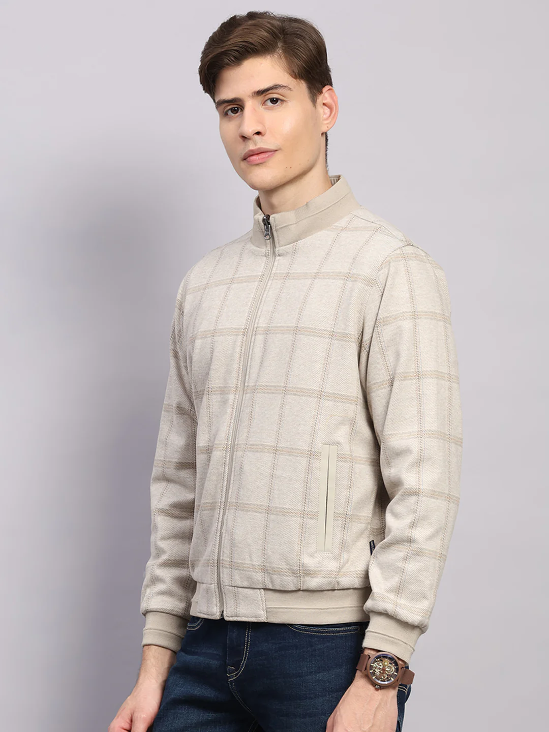 Men Off White Solid Collar Full Sleeve Jacket - Image 8