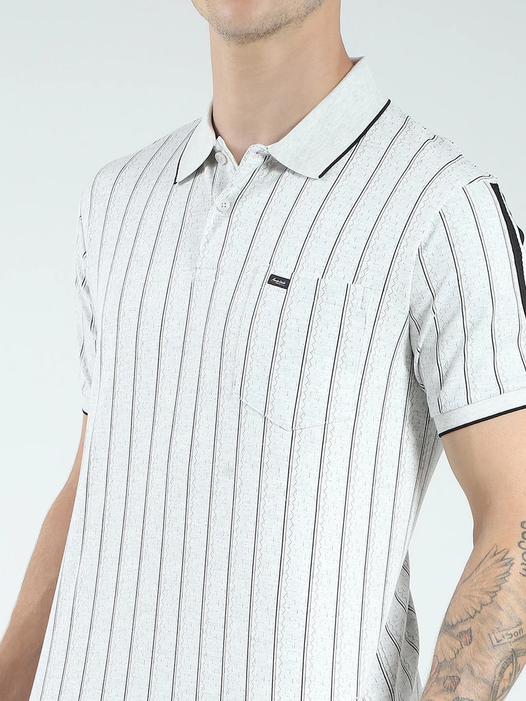 Men Off White Solid Collar Half Sleeve Lower Set - Image 6