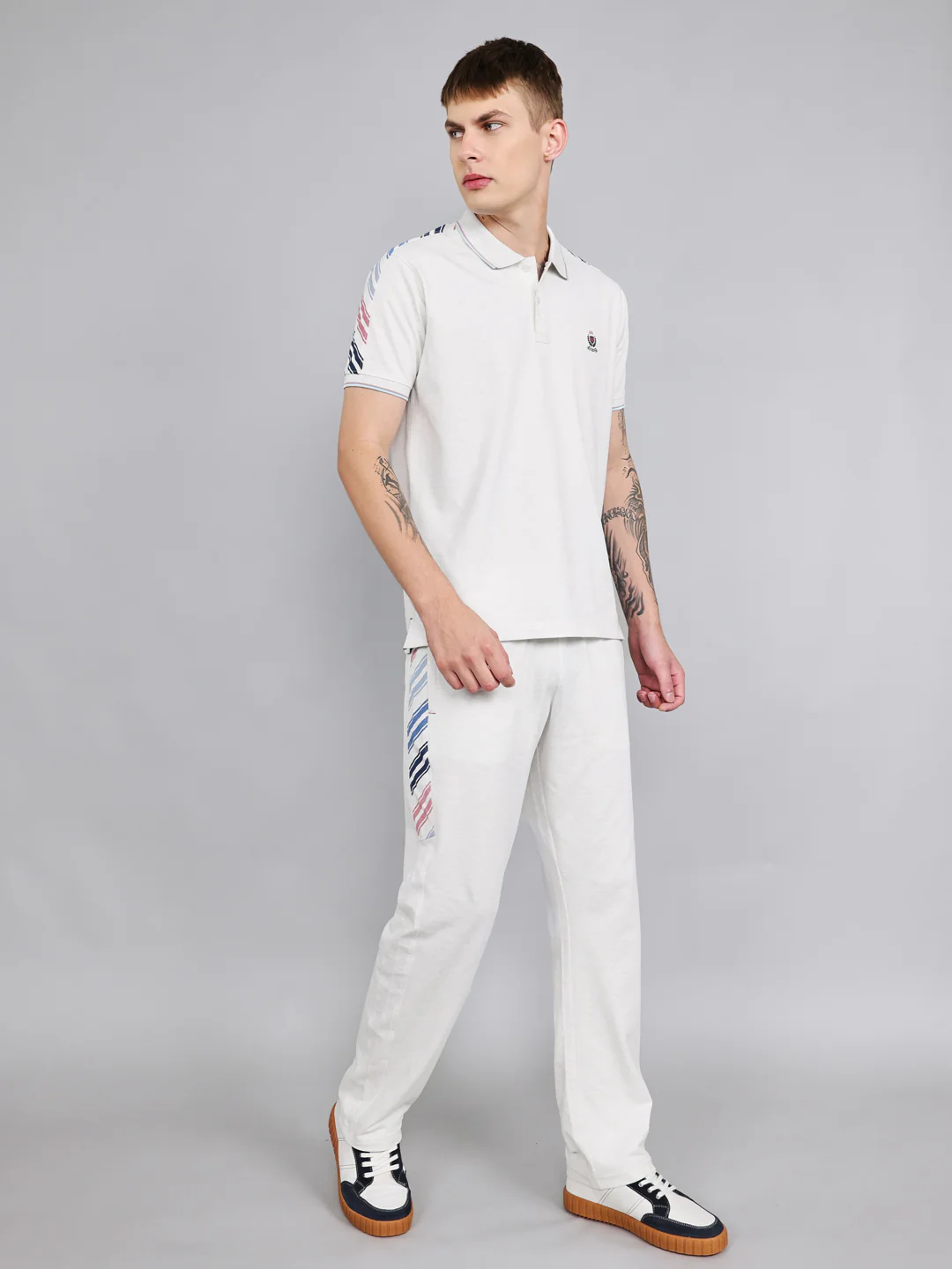 Men Off White Solid Collar Half Sleeve Lower Set - Image 2