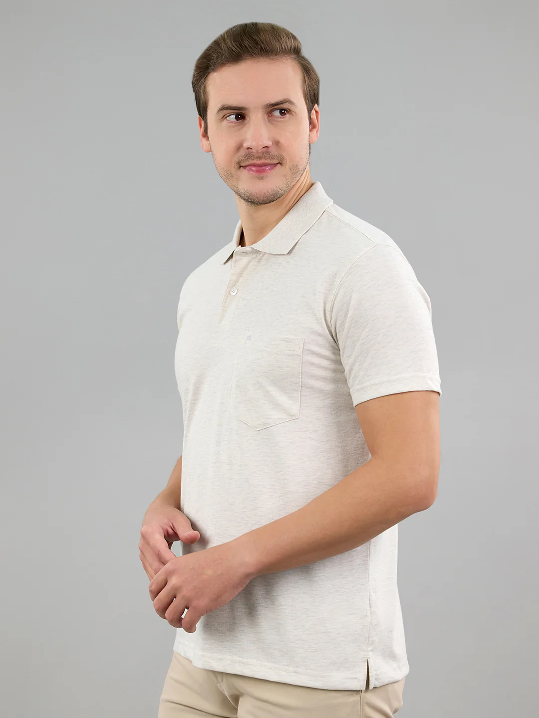 Men Off White Solid Polo Collar Half Sleeve T-Shirt - Image 2