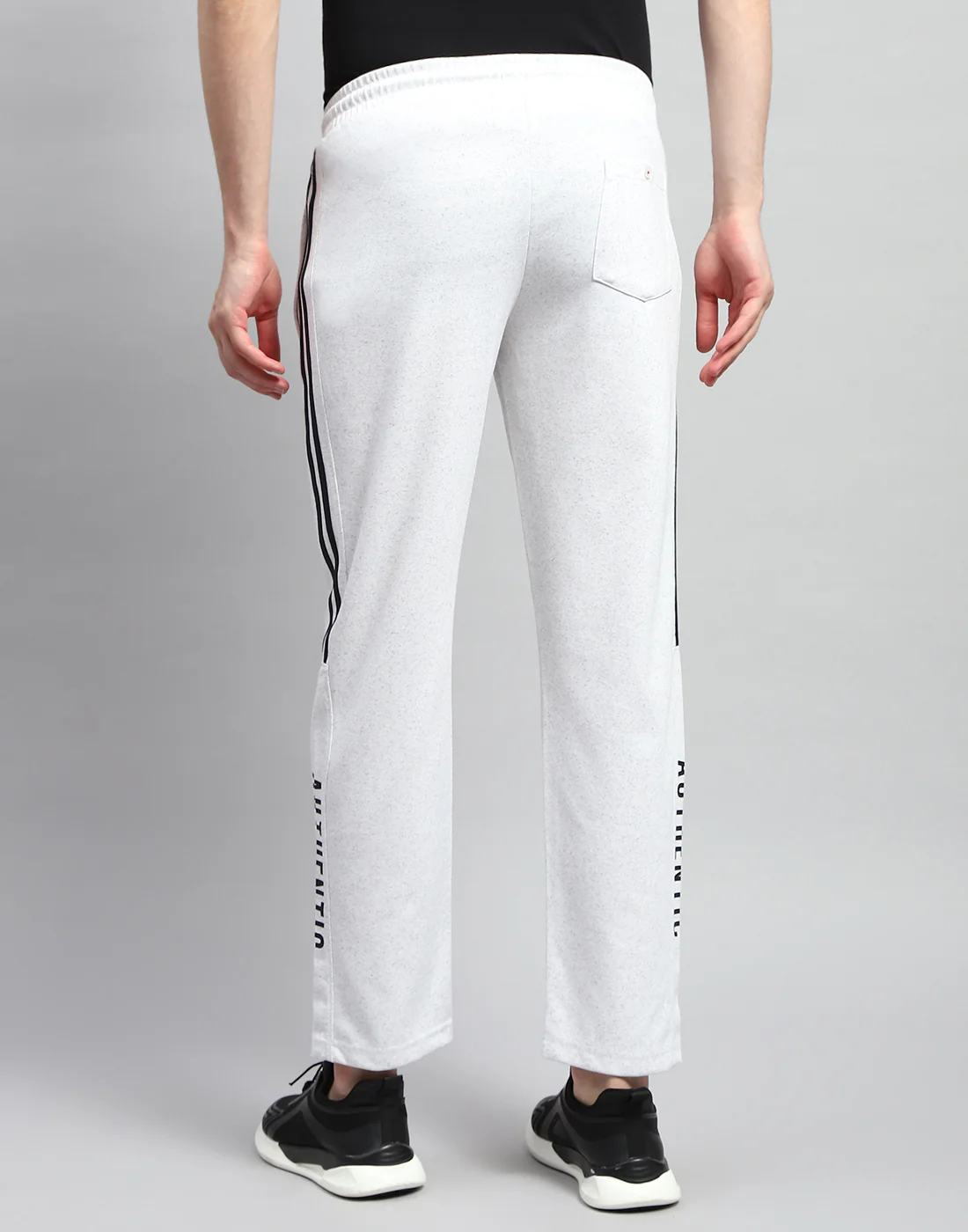 Men Off White Solid Regular Fit Lower - Image 5