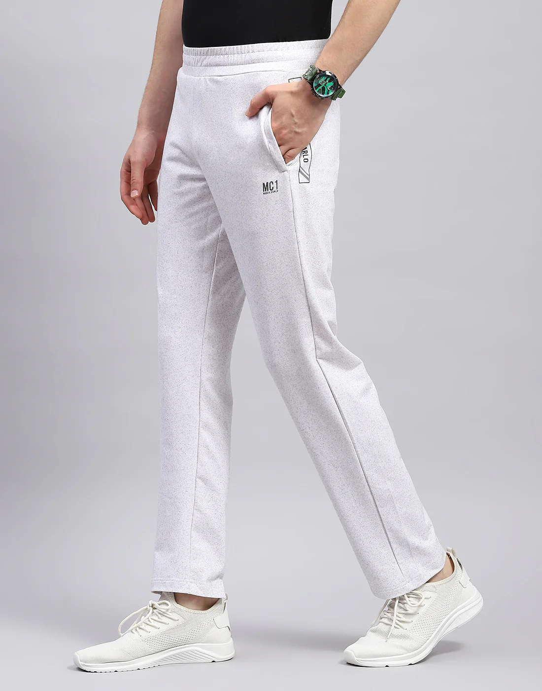 Men Off White Solid Regular Fit Lower - Image 3